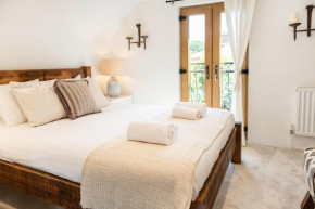 Beautiful Village Cottage, Woburn
